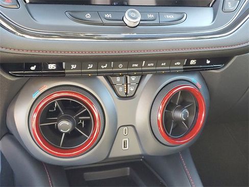 Used 2024 Chevrolet Blazer RS image 18