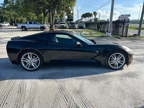 Used 2019 Chevrolet Corvette Stingray Coupe w/ 1LT RWD image 17