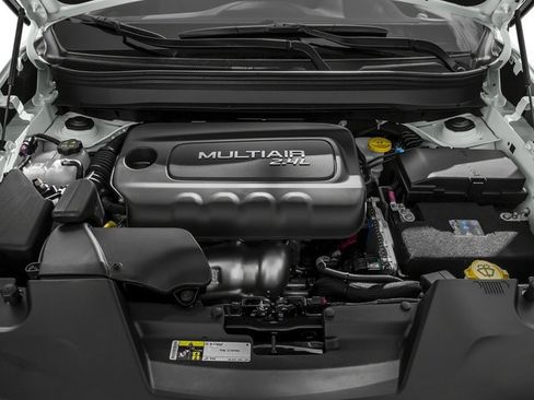 Used 2017 Jeep Cherokee Limited AWD/4WD image 17