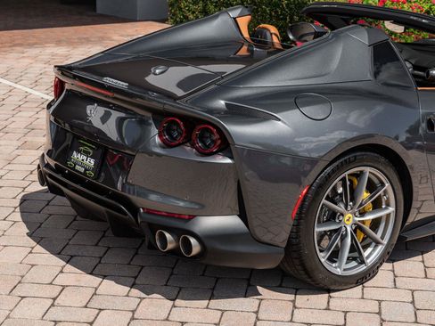 Used 2022 Ferrari 812 GTS RWD image 59