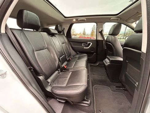 Used 2018 Land Rover Discovery Sport HSE image 46