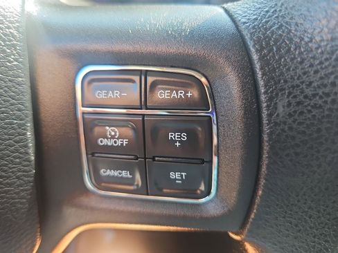 Used 2017 RAM 1500 Express AWD/4WD image 28