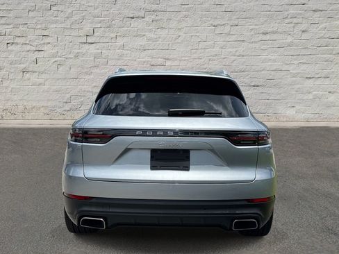 Used 2023 Porsche Cayenne AWD/4WD image 4