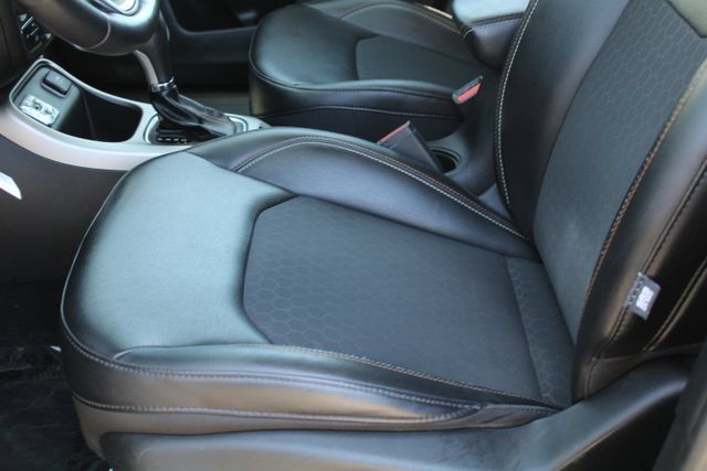 Used 2019 Jeep Compass Latitude w/ Popular Equipment Group FWD image 34