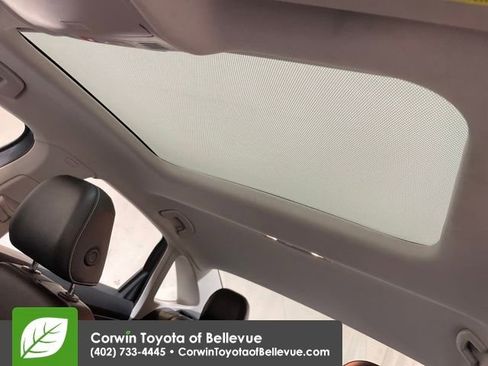 Used 2024 Volkswagen Jetta SE image 20