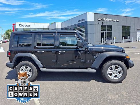 Used 2022 Jeep Wrangler Unlimited Sport AWD/4WD image 7