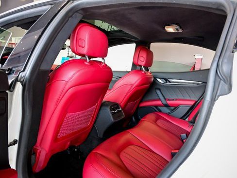 Used 2022 Maserati Ghibli Modena Q4 image 19