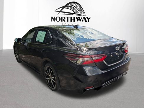 Used 2024 Toyota Camry SE w/ Cold Weather Package AWD/4WD image 4