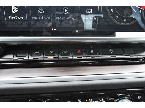 Used 2022 GMC Sierra 1500 SLT w/ SLT Convenience Package image 27