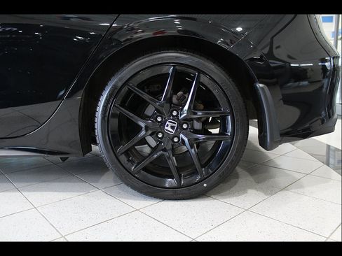 Used 2023 Honda Civic Sport image 10