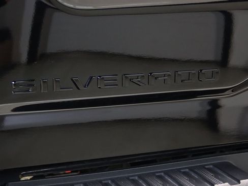 Used 2023 Chevrolet Silverado 2500 LTZ w/ LTZ Plus Package image 85