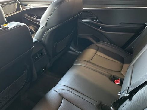 New 2025 Jeep Wagoneer S Limited AWD/4WD image 16