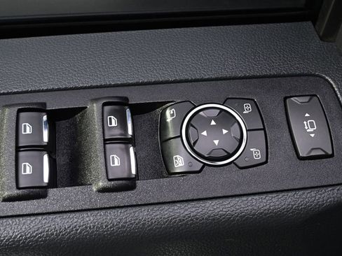 Used 2022 Ford F250 Lariat w/ Lariat Ultimate Package AWD/4WD image 23