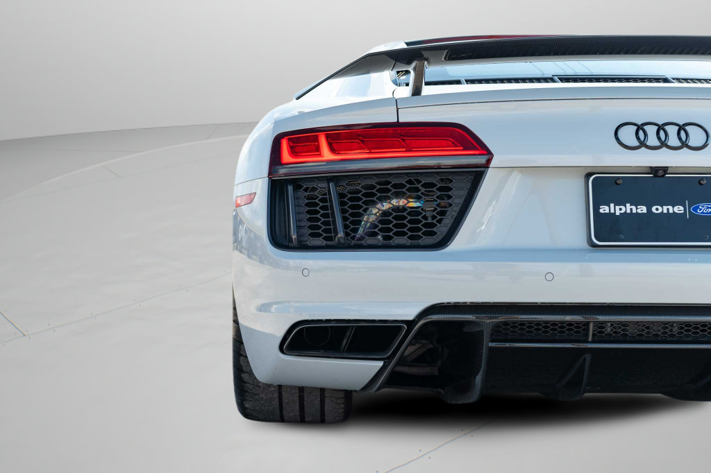 Used 2018 Audi R8 V10 plus AWD/4WD image 15