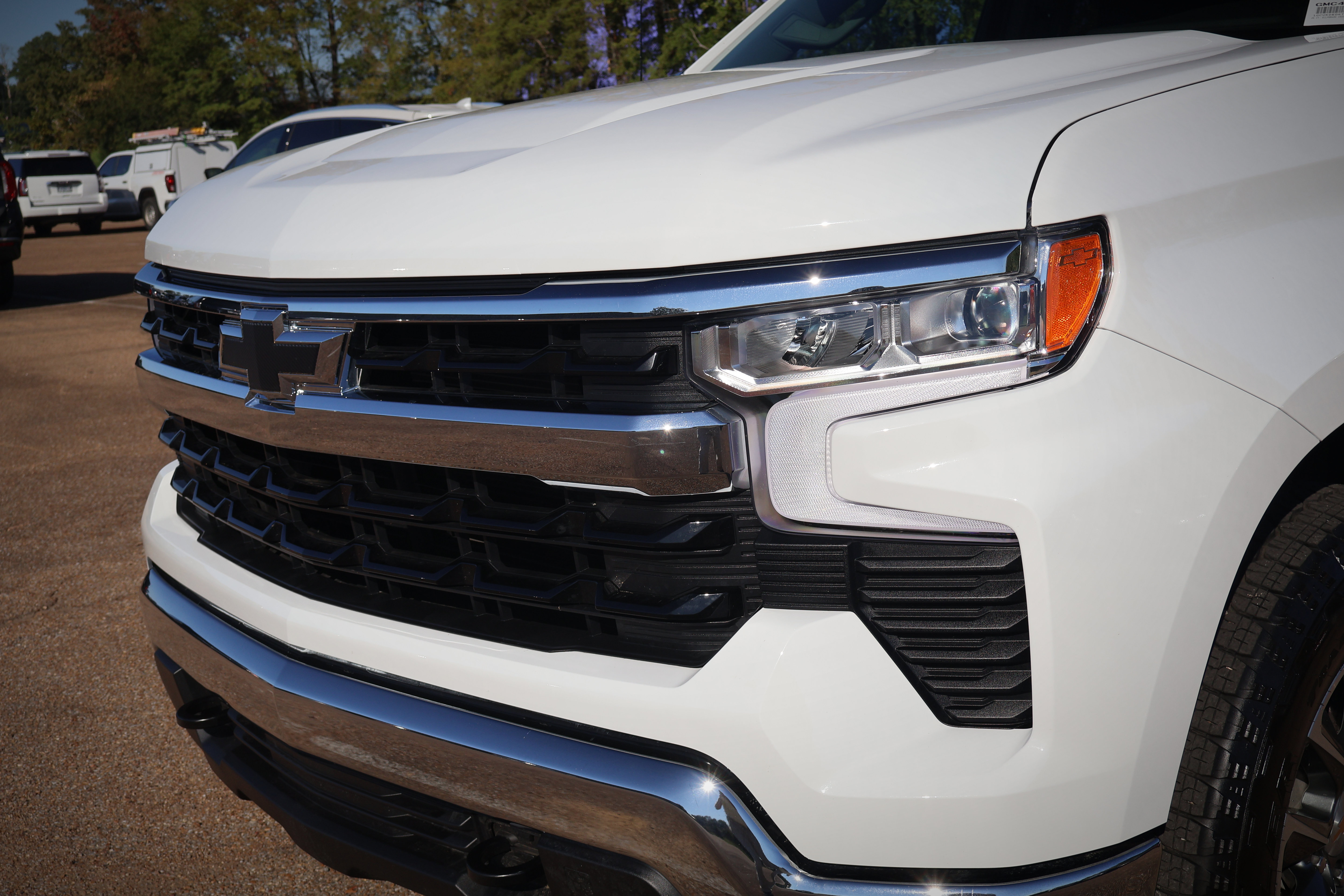 Used 2026 Chevrolet Silverado 1500 LT AWD/4WD image 10