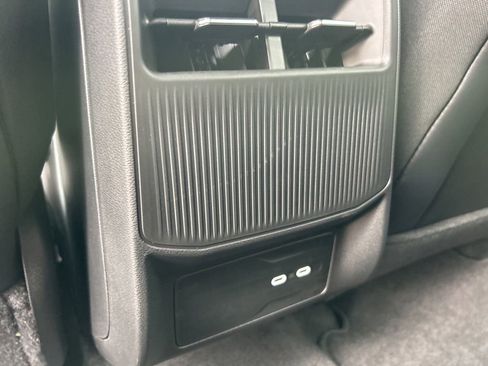 New 2026 Jeep Cherokee Limited image 30