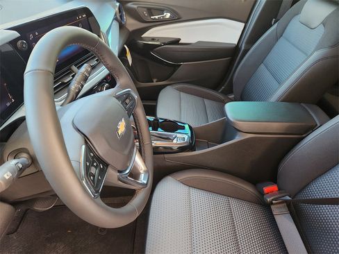 New 2026 Chevrolet Trax LT w/ Driver Confidence Package image 9