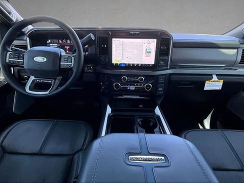 Used 2025 Ford F250 Platinum w/ FX4 Off-Road Package AWD/4WD image 13