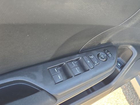 Used 2019 Honda Civic LX image 19