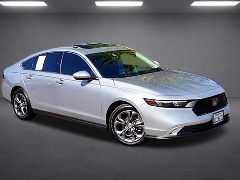 Used 2023 Honda Accord EX image 3