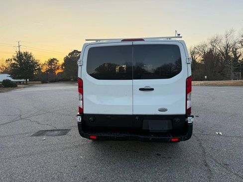 Used 2015 Ford Transit 350 XLT RWD image 5
