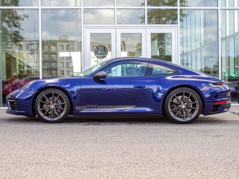 Used 2024 Porsche 911 Carrera T w/ Sportdesign Package RWD image 7