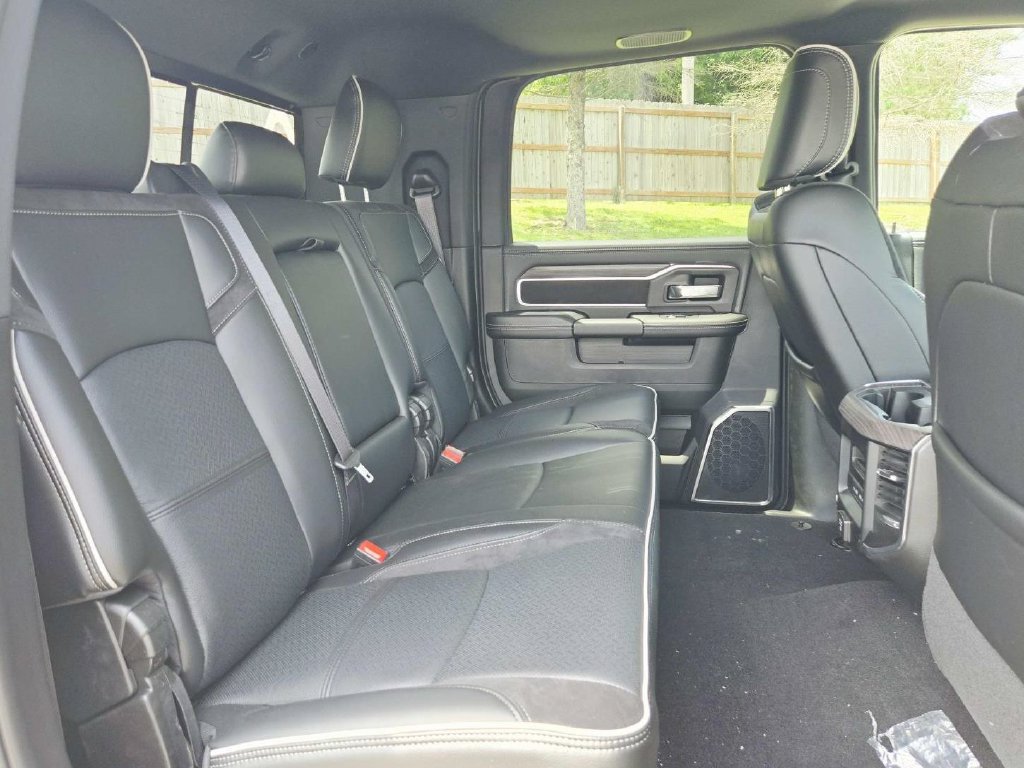 New 2026 RAM 2500 Laramie w/ Night Edition AWD/4WD image 20