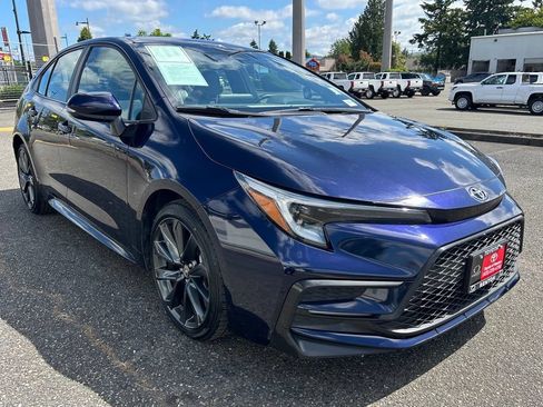 Certified 2024 Toyota Corolla XSE FWD image 3