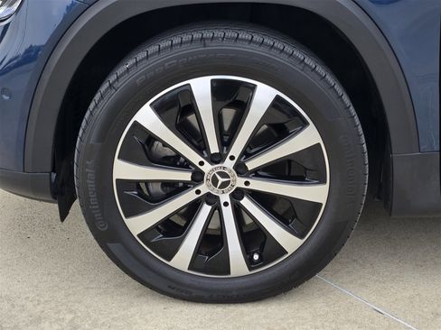 Certified 2022 Mercedes-Benz GLB 250 image 12