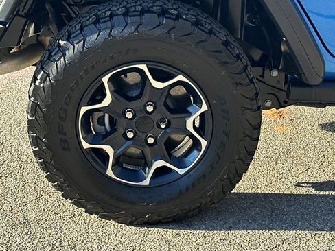 Used 2022 Jeep Wrangler Unlimited Rubicon 4xe image 22