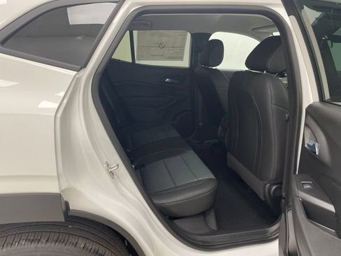 New 2026 Chevrolet Trax LT w/ Driver Confidence Package FWD image 11