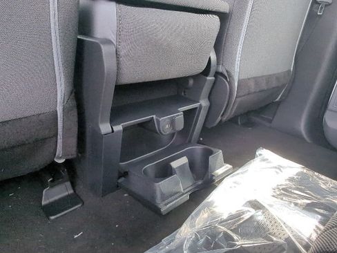 New 2026 Ford F250 4x4 Crew Cab Super Duty image 23