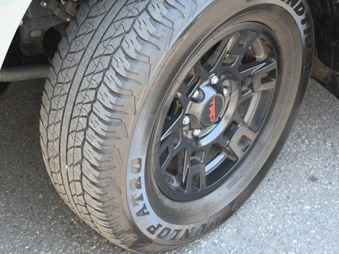 Certified 2023 Toyota 4Runner TRD Off-Road Premium w/ Off Road Premium Plus Package AWD/4WD image 11