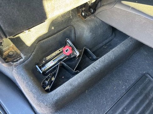 Used 2021 Chevrolet Silverado 1500 LT w/ All Star Edition Plus image 32