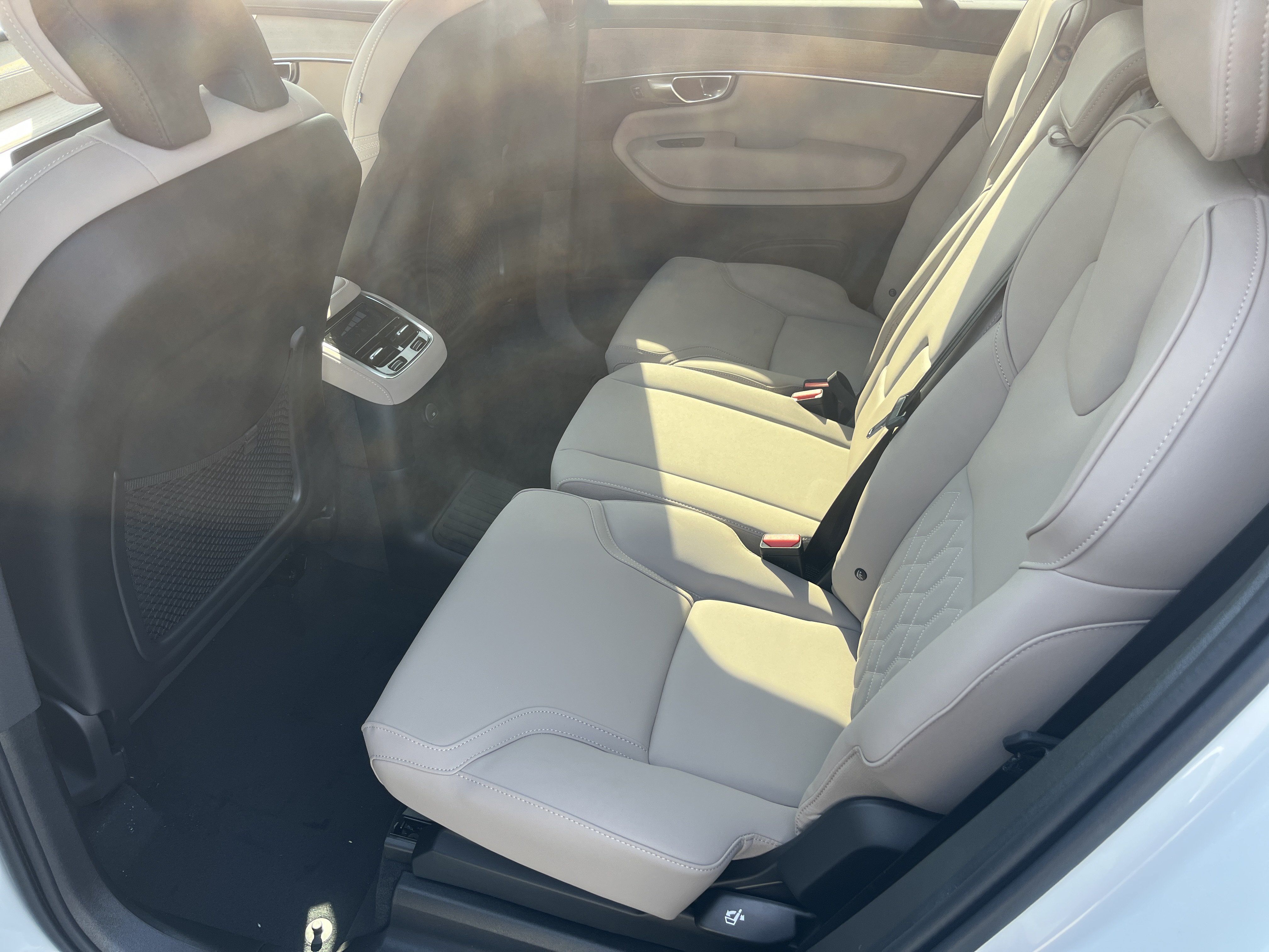 New 2026 Volvo XC90 T8 Core w/ Protection Package Premier AWD/4WD image 11