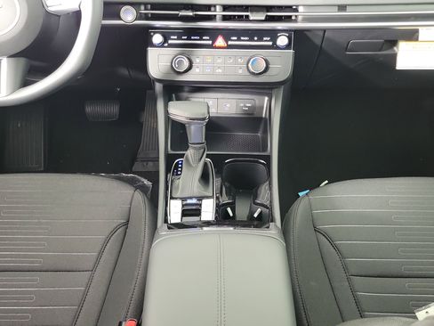 New 2025 Hyundai Santa Cruz SE image 10