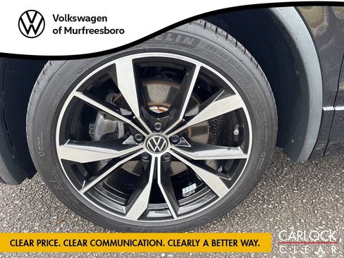 Used 2023 Volkswagen Tiguan SEL R-Line image 8