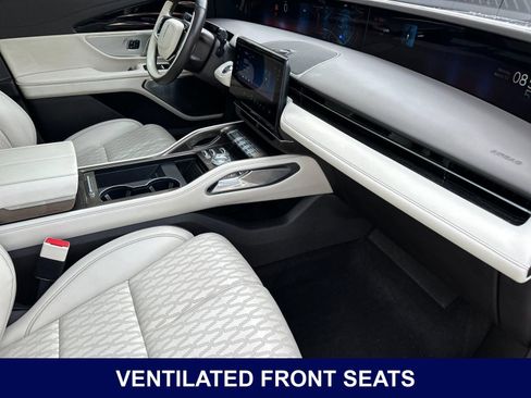 Used 2024 Lincoln Nautilus Black Label w/ Jet Appearance Package (87T) AWD/4WD image 18