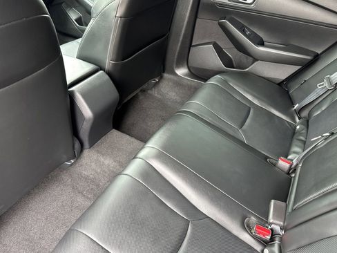 Used 2023 Honda Accord Sport image 12