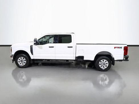 Used 2024 Ford F350 XLT w/ FX4 Off-Road Package AWD/4WD image 6