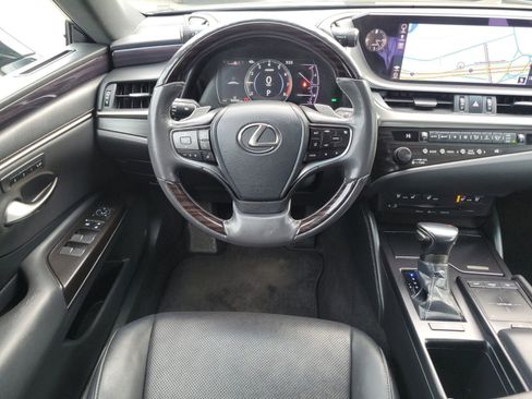 Used 2019 Lexus ES 350 Luxury image 14