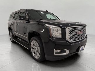 Used 2016 GMC Yukon Denali w/ Open Road Package AWD/4WD video 1