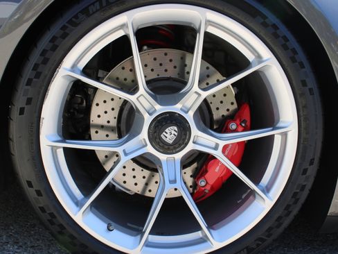 Certified 2023 Porsche 911 GT3 RWD image 18
