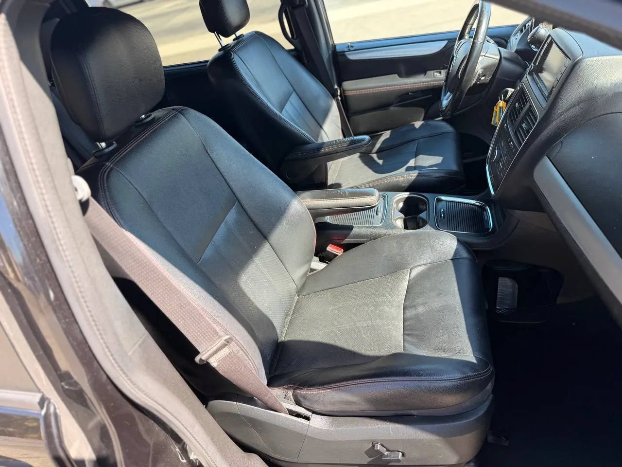 Used 2018 Dodge Grand Caravan GT FWD image 48
