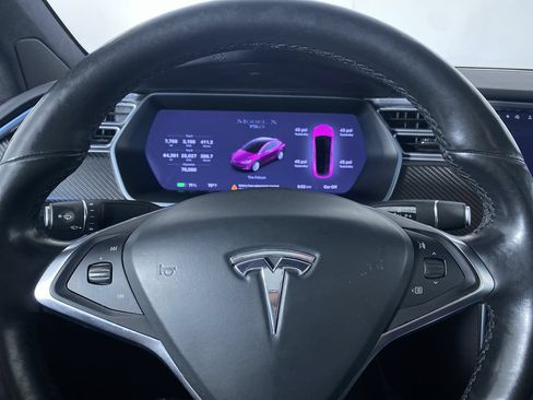 Used 2018 Tesla Model X 75D AWD/4WD image 3
