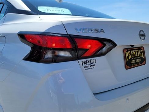 Used 2022 Nissan Versa SV w/ Trunk Package FWD image 50