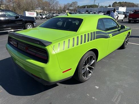 Used 2015 Dodge Challenger R/T Scat Pack w/ Leather Interior Group image 5