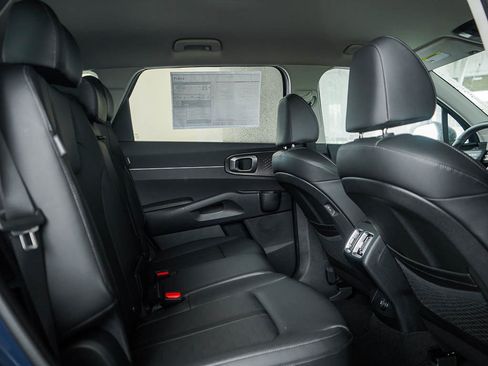 New 2026 Kia Sorento EX image 13