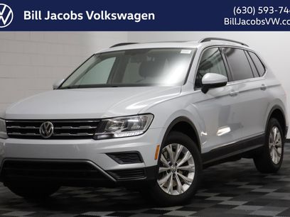 Used 2018 Volkswagen Tiguan SE w/ Panoramic Sunroof Package