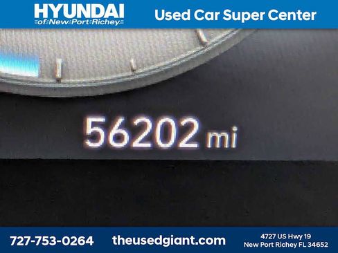 Used 2022 Hyundai Elantra Limited w/ Cargo Package FWD image 35